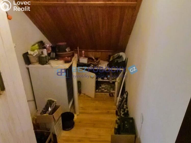 Pronájem bytu 3+1 Golčův Jeníkov č. 11