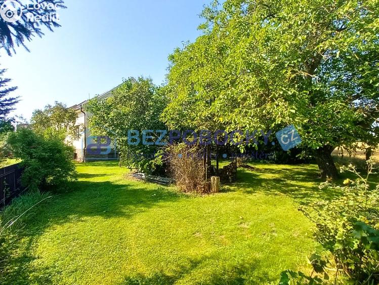 Pronájem bytu 3+1 Golčův Jeníkov č. 17