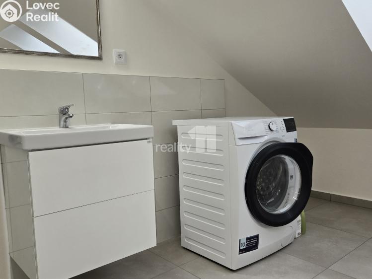 Pronájem bytu 2+KK Praha 7, Korunovační č. 9