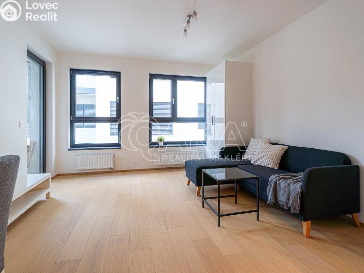 Rent apartment 2+KK Praha, Azzoniho 738/8 č. 3