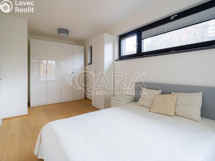 Rent apartment 2+KK Praha, Azzoniho 738/8 č. 6