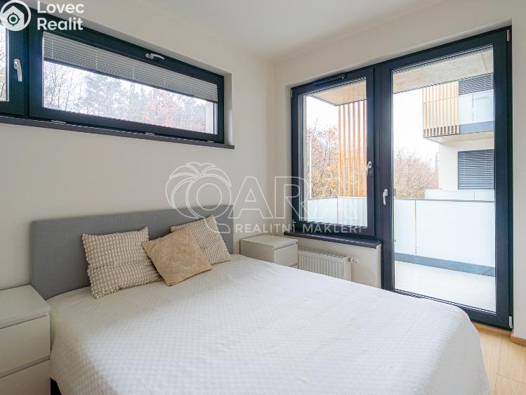 Rent apartment 2+KK Praha, Azzoniho 738/8 č. 7