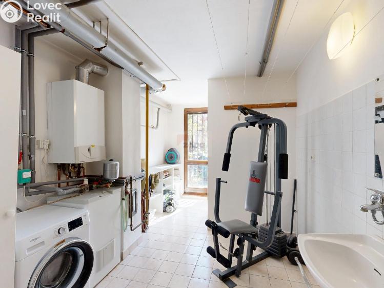 Prodej rodinného domu Praha, Perlitová 1801/14 č. 33