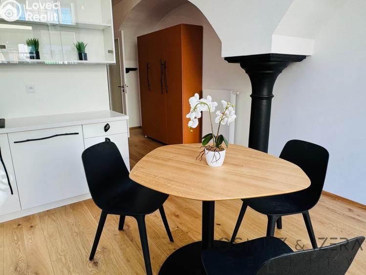 Rent apartment 2+KK Praha, Bělehradská 1677/13a č. 11