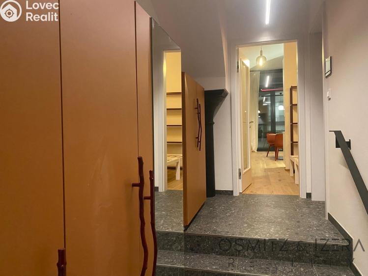 Pronájem bytu 2+KK Praha, Bělehradská 1677/13a č. 28