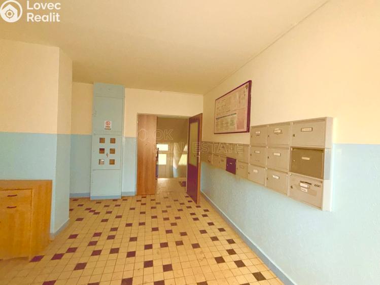 Prodej bytu 3+1 Chomutov, Jirkovská č. 2