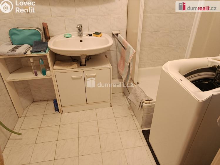 Pronájem bytu 1+KK Praha 7, Na Maninách č. 10