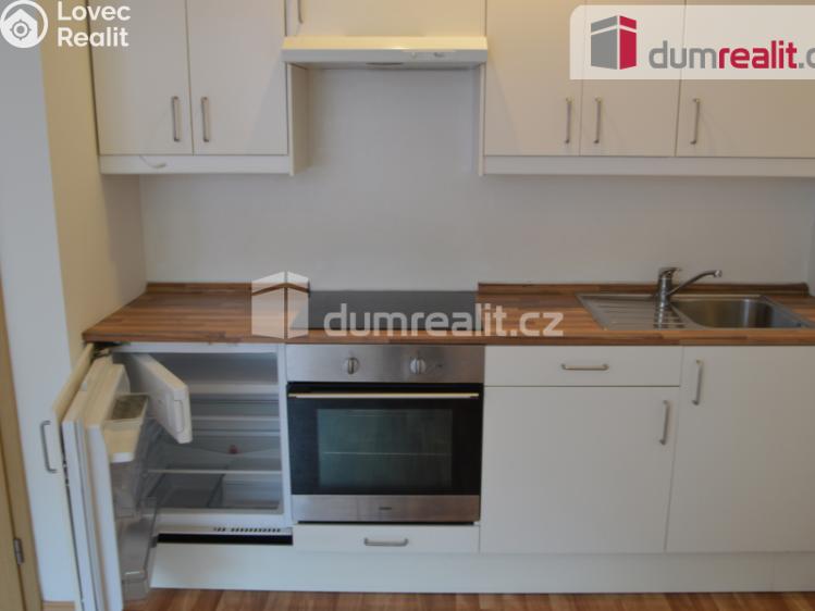 Pronájem bytu 1+KK Praha 12, Vorařská č. 9