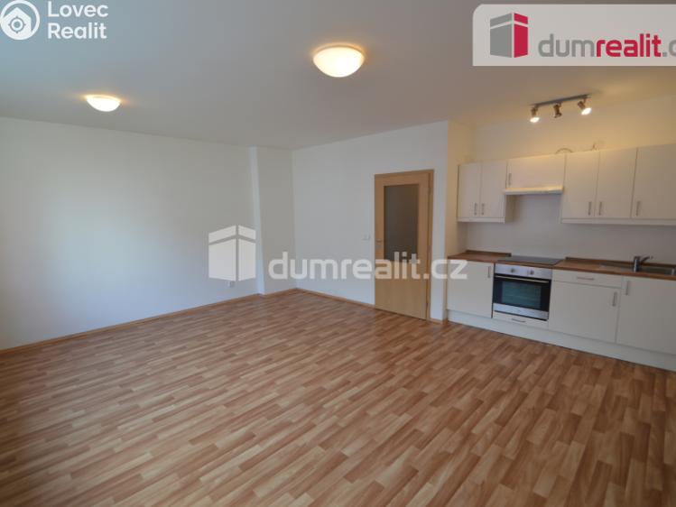 Pronájem bytu 1+KK Praha 12, Vorařská č. 11