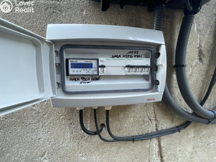 Rent warehouse Čepí č. 8