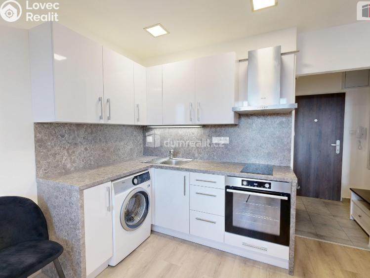 Pronájem bytu 1+KK Opava, Ratibořská č. 8