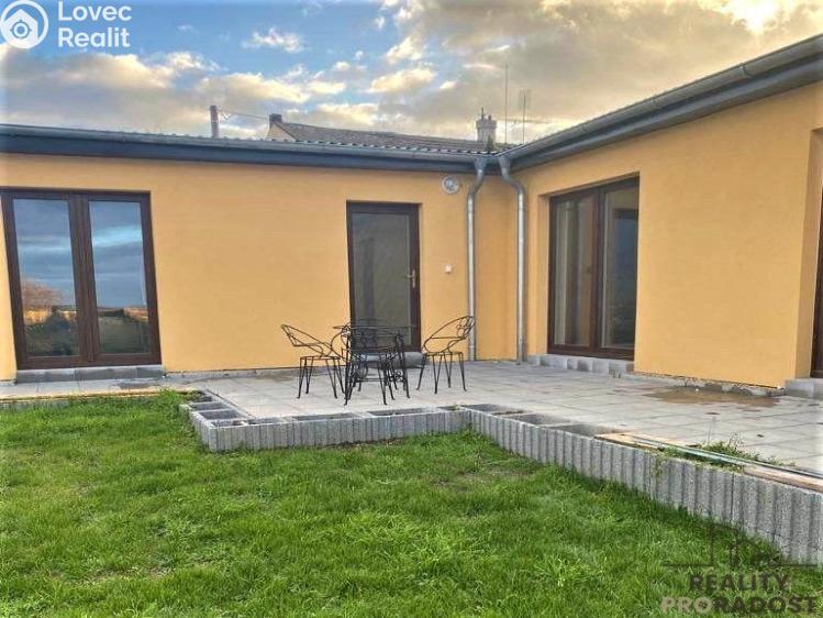 Pronájem bytu 2+KK Smečno, Třebichovická č. 1