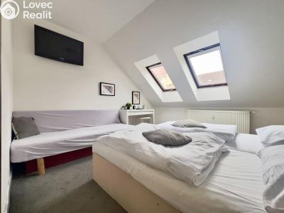 Pronájem bytu 2+KK Praha, U Santošky č. 2