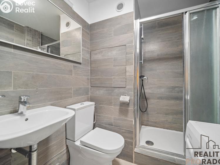 Pronájem bytu 1+KK Pardubice, Jana Zajíce č. 2