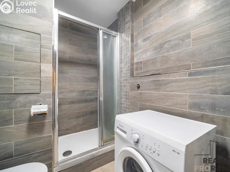 Pronájem bytu 1+KK Pardubice, Jana Zajíce č. 5