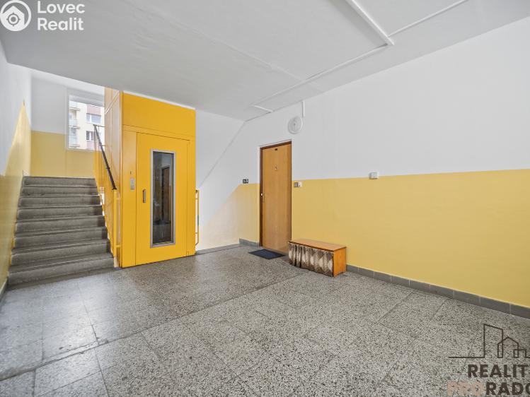 Pronájem bytu 1+KK Pardubice, Jana Zajíce č. 8