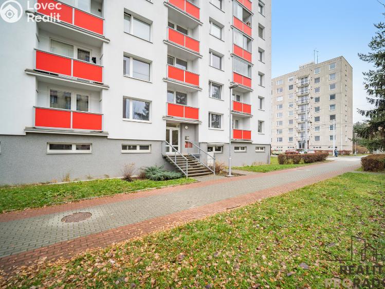 Pronájem bytu 1+KK Pardubice, Jana Zajíce č. 9