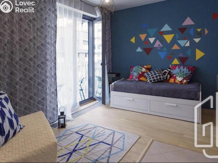 Pronájem bytu 1+KK Praha, Olšanská č. 2