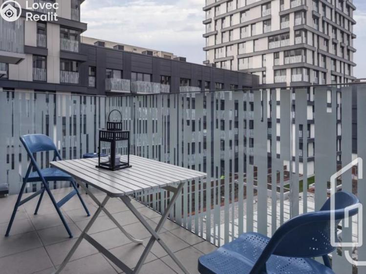 Pronájem bytu 1+KK Praha, Olšanská č. 3