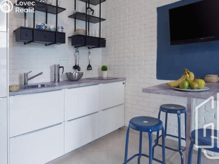 Pronájem bytu 1+KK Praha, Olšanská č. 5