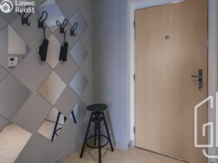 Pronájem bytu 1+KK Praha, Olšanská č. 6