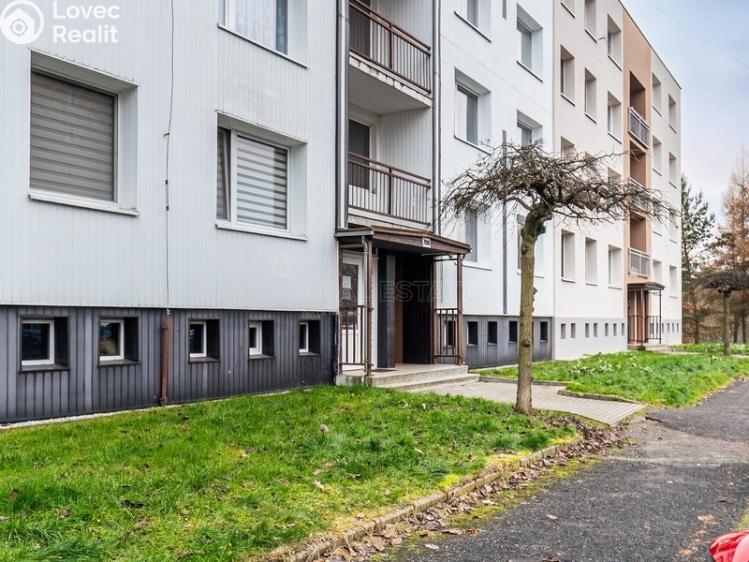 Prodej bytu 3+1 Planá, Fučíkova č. 15