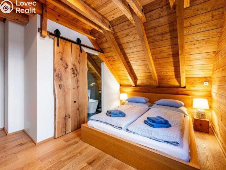 Prodej obchodního prostoru Borotín č. 15