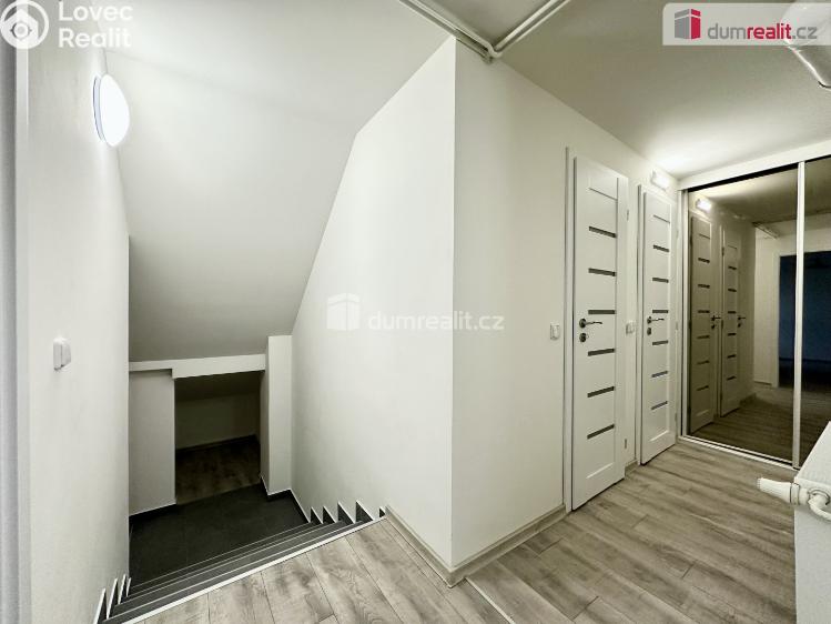 Продажа квартиры 4+1 Karlovy Vary, Kolmá č. 7