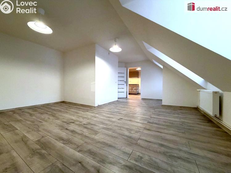 Продажа квартиры 4+1 Karlovy Vary, Kolmá č. 12
