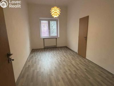 Pronájem bytu 3+1 Ostrava, Kosmova č. 3