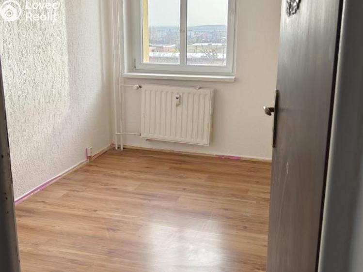 Pronájem bytu 4+1 Jirkov, Studentská 1268 č. 7