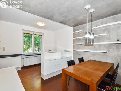 Pronájem bytu 2+KK Praha, Choceradská č. 5