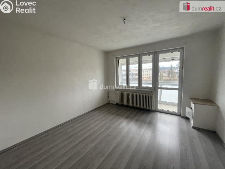 Pronájem bytu 3+1 Mníšek pod Brdy, Jana Šťastného č. 2