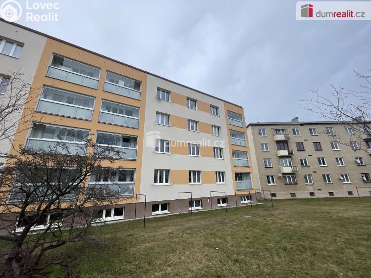 Pronájem bytu 3+1 Mníšek pod Brdy, Jana Šťastného č. 18