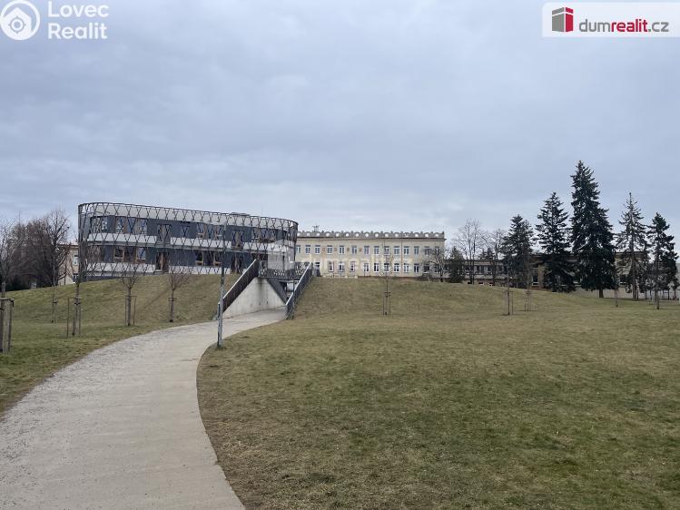 Pronájem bytu 3+1 Mníšek pod Brdy, Jana Šťastného č. 21