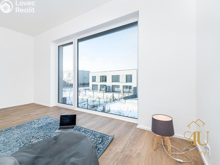 Prodej rodinného domu Květnice, Kostivalová 747 č. 20