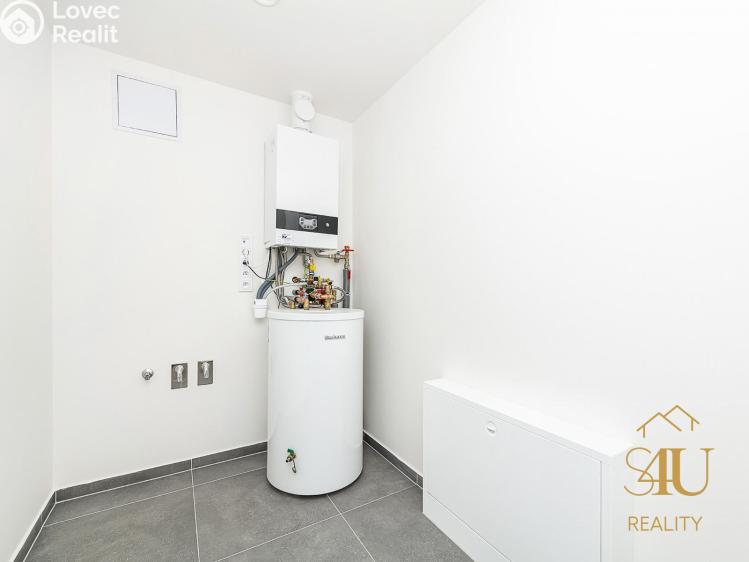 Prodej rodinného domu Květnice, Kostivalová 747 č. 28