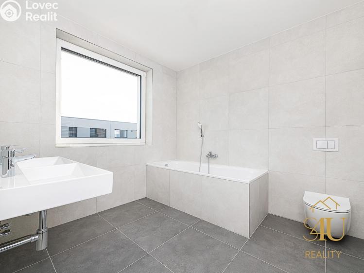 Продажа семейного дома Květnice, Kostivalová 747 č. 25