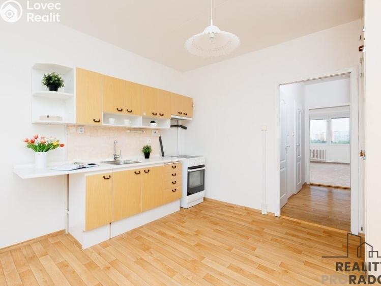 Pronájem bytu 3+1 Praha, Vybíralova č. 5
