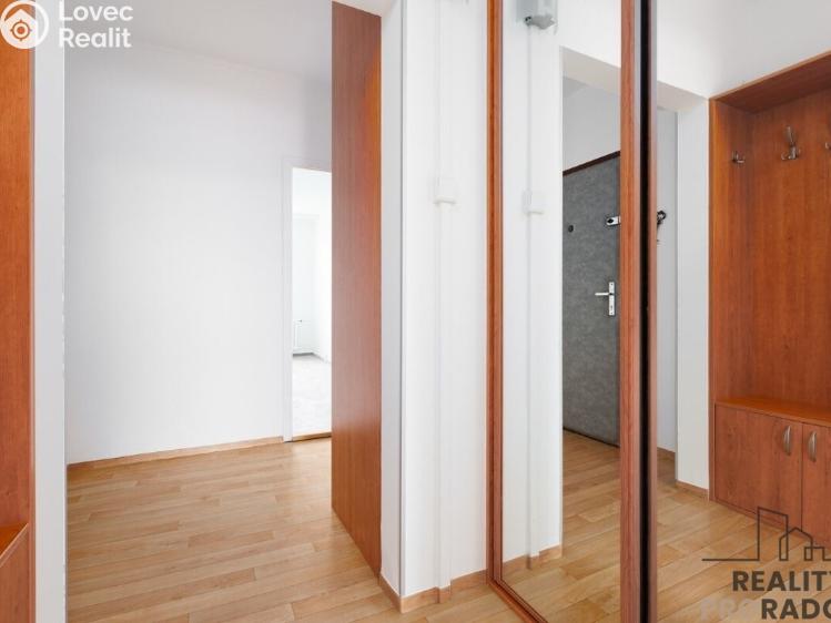 Pronájem bytu 3+1 Praha, Vybíralova č. 7