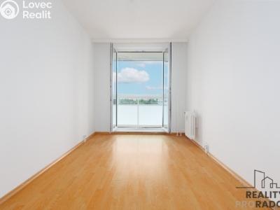 Pronájem bytu 3+1 Praha, Vybíralova č. 2