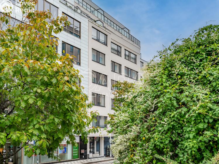 Rent apartment 1+KK Praha, Pobřežní č. 13