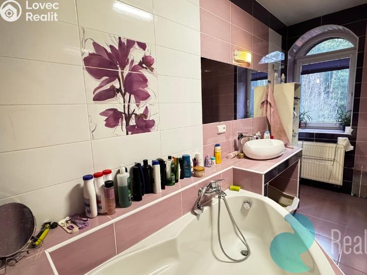 Pronájem bytu 2+KK Včelná č. 6