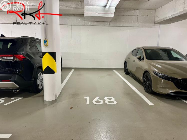 Pronájem garáže Praha, U průhonu č. 2