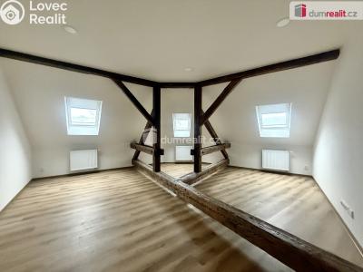 Pronájem bytu 4+1 Ústí nad Labem, Zahradní č. 2