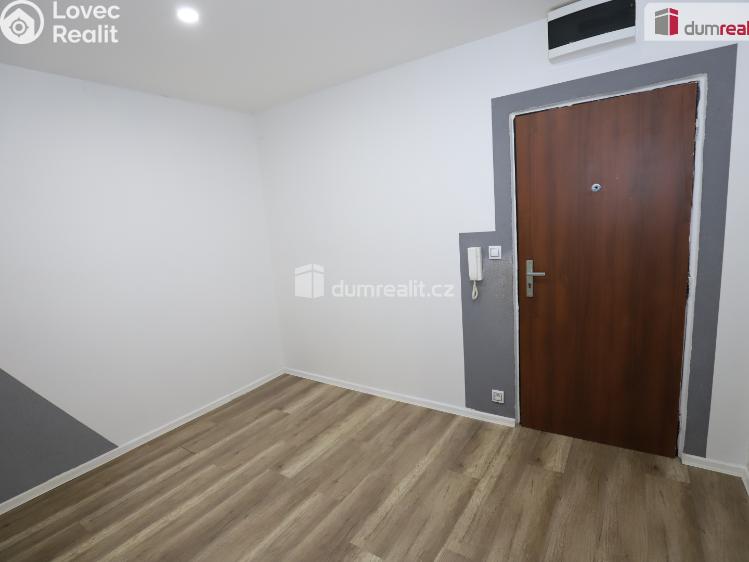 Pronájem bytu 2+KK Karlovy Vary, Vrchlického č. 10