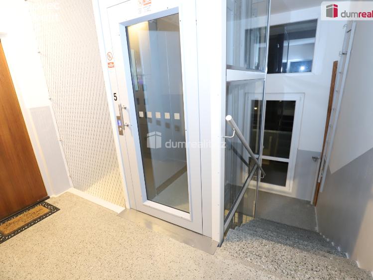 Pronájem bytu 2+KK Karlovy Vary, Vrchlického č. 14