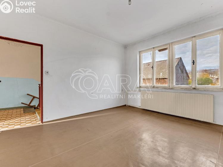 Prodej rodinného domu Nečtiny č. 9