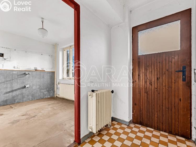 Prodej rodinného domu Nečtiny č. 28