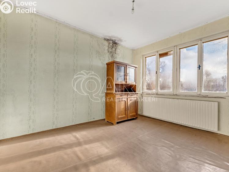 Prodej rodinného domu Nečtiny č. 4